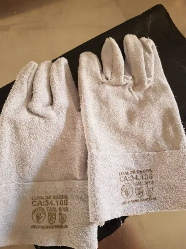 Luvas de Couro
