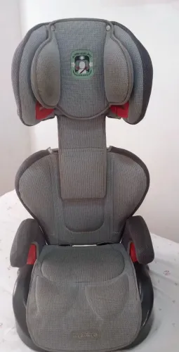 Cadeirinha para crianças Peg Pérego carro