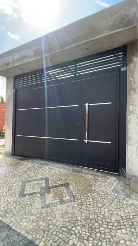 Portões em alumínio fabricado sob medida ?