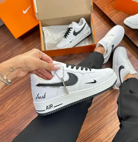 Tênis Nike Air Force 1 Fresh