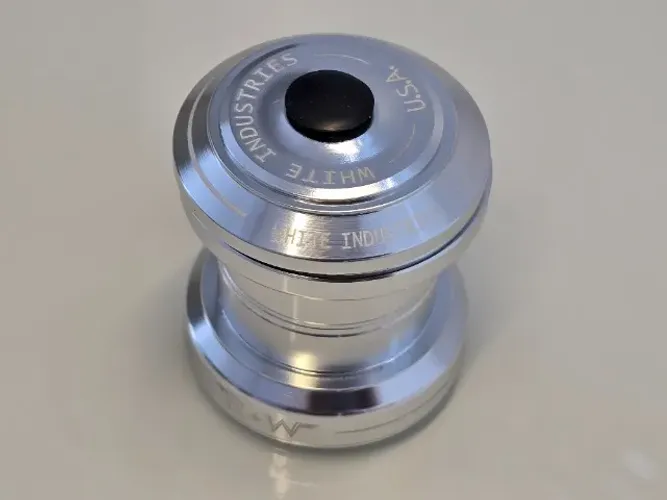 Movimento direção OVER bike - White Industries 34mm x 34mm espiga  1 1/8"