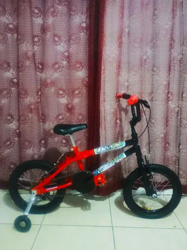 Vendo bicicleta bmx aro 16 com roda Aeros 