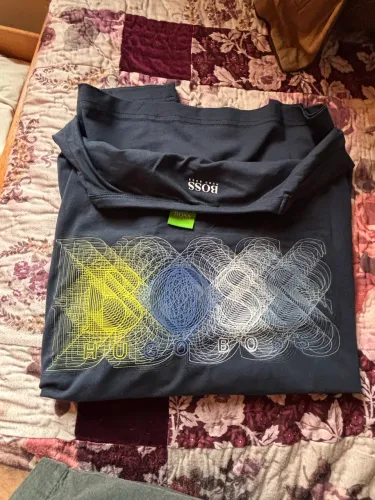 Camisa Hugo Boss xl gg zero sem uso 