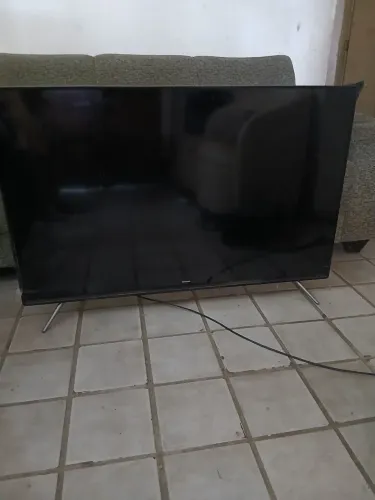 Tv samsung 49p *Leia o anúncio*