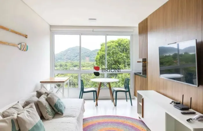 Apartamento alto padrão com 94m², 3 quartos/suítes à venda no Brisas de Camburizinho, em S