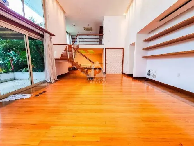 Cobertura à venda, 1 quarto, 1 suíte, 1 vaga, Lagoa - RIO DE JANEIRO/RJ
