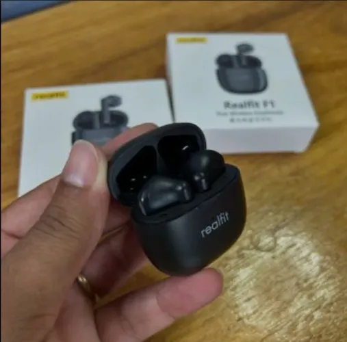 Fones de Ouvido Bluetooth Realfit F1 - Novos