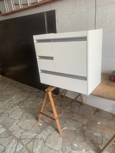 ARMÁRIO PARA BANHEIRO 