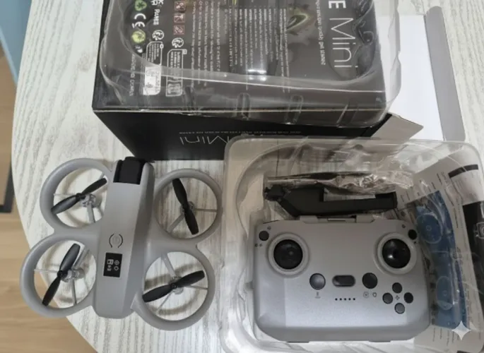 ?DRONE GT3 MINI - O Mais Novo e Potente Mini Drone para Suas Aventuras!