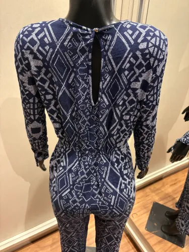 Macacão Charlotte Russe 