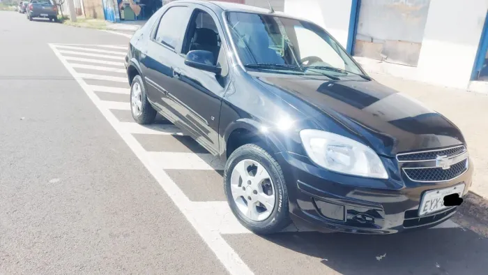 Chevrolet Prisma Sed. Maxx/ LT 1.4 8V Econof. 4P 2012