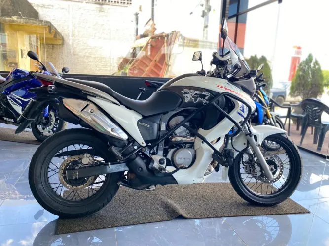Honda XL700V Transalp 2012