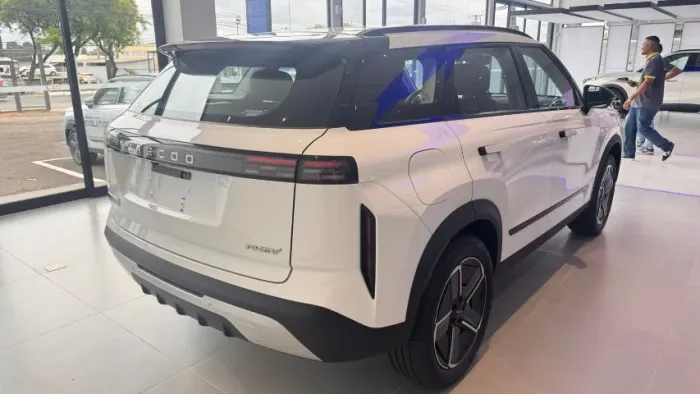 Jaecoo 7 / J7 Luxury 1.5 TB 16V AUT 5P (híbrido) 2026