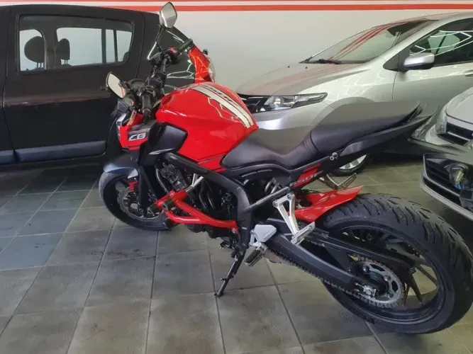 Cb 650 f 2019 31 km linda de mais