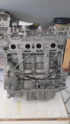 Procurando motor Volvo 1.6 ? a base de troca