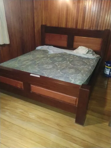 Cama king madeira maciça - luxo