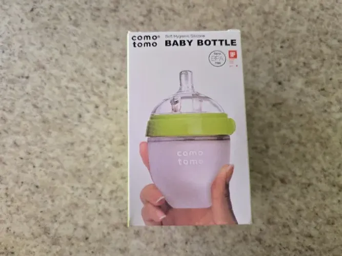 Mamadeira Baby Bottle Comotomo Verde 150ml Anticólica Silicone Anticólica Desmame