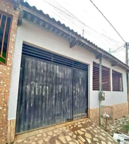 Casa na Ceilândia Norte, com piscina