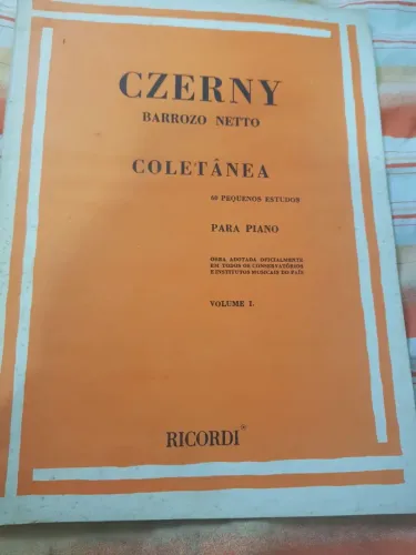 Czerny - Coletânea 60 Pequenos Estudos Para Piano Volume I