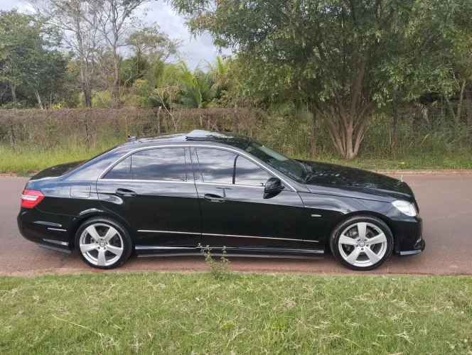 Mercedes-Benz E-250 CGI Avantgarde 1.8 16V 204cv Aut. 2012