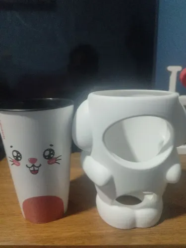 Canecas Decorativas giratoria com três carinhas