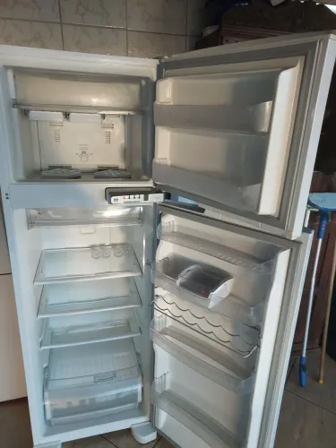 Geladeira Brastemp 380 litros