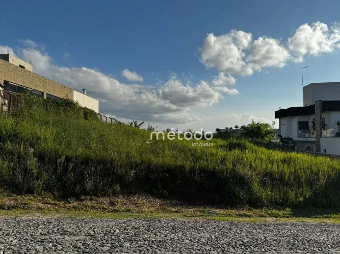 Terreno à venda, 1262 m² por R$ 300.000,00 - Condomínio Lago Dourado - Jacareí/SP