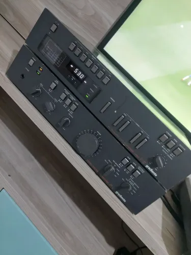 Vendo pré-amplificador e tuner gradiente 