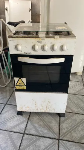Vendo fogão 4 bocas funcionando normalmente