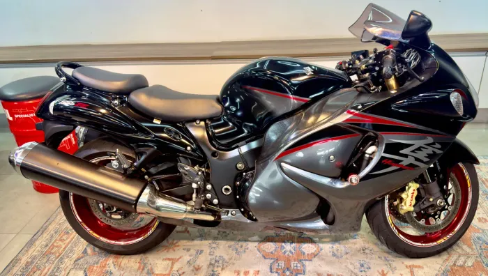 Suzuki gsx 1300r hayabusa