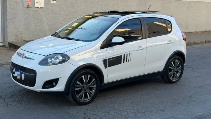 Fiat Palio Sporting 1.6 Flex 16V 5P 2014