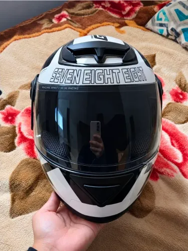 Capacete de moto novo