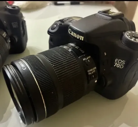 Câmera fotográfica Profissional Canon 70d