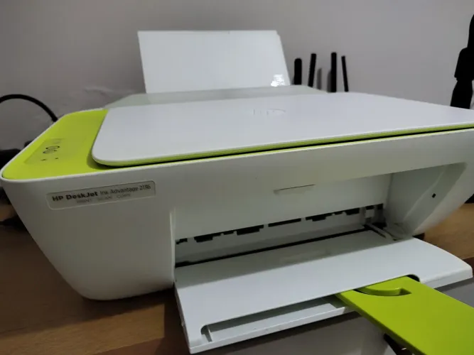 Impressora/copiadora HP DSKJ ET ADVANCE 2136