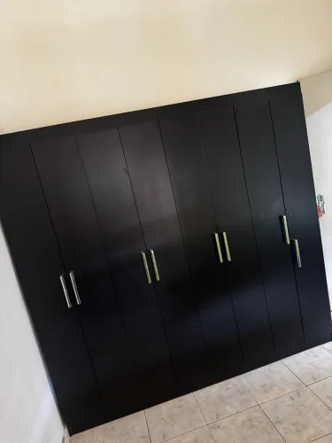 Vendo guarda roupa 8 portas