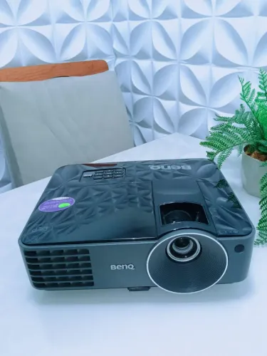 Projetor Profissional Benq 