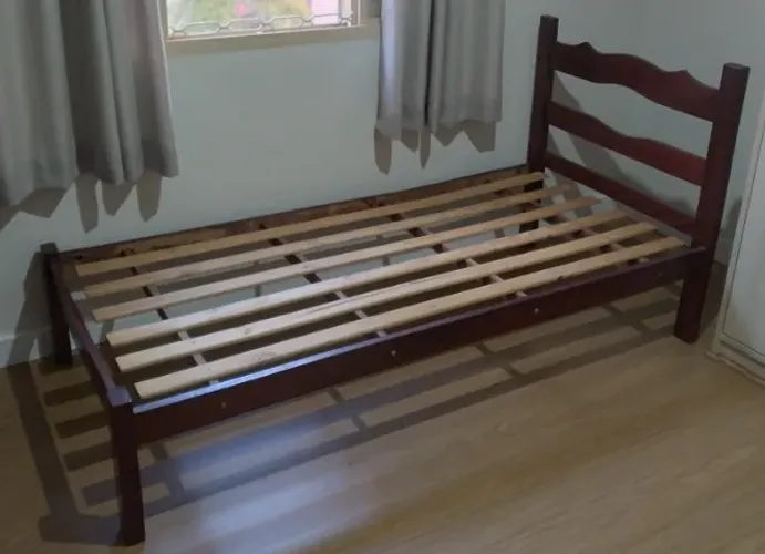 Cama de Solteiro + Colchão