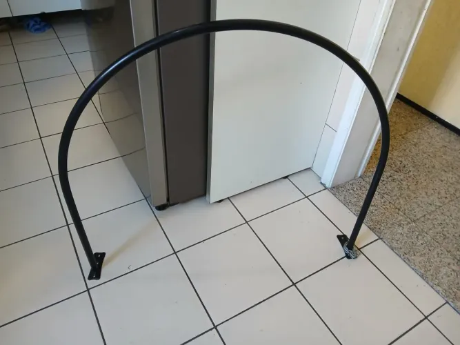 Trocador de roupa para loja ( arco + cortina preta )