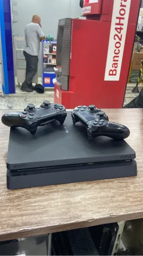 PS4 Slim | PlayStation 4 Seminovo Jogo e manete 