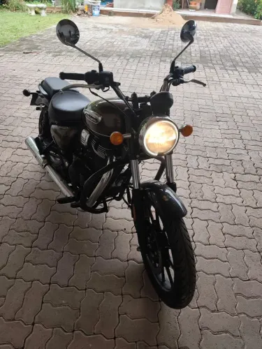 Royal Enfield Meteor 350