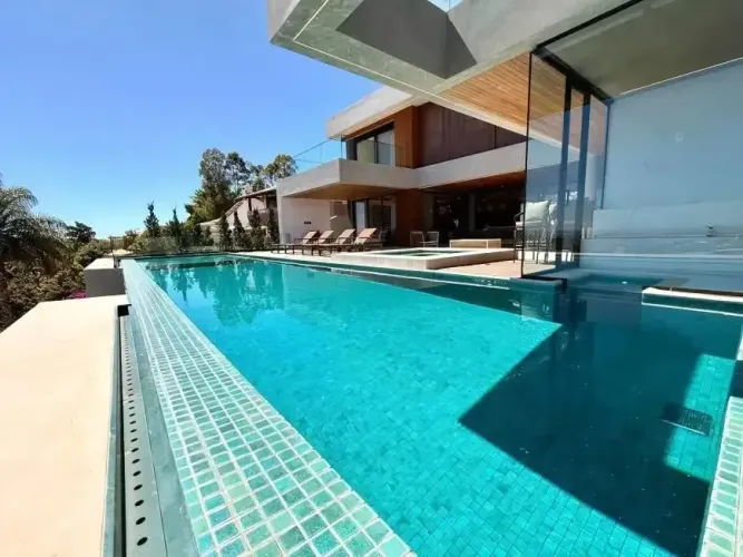 (72756) à venda - Casa com 4 quartos, 10 vagas, no Belvedere