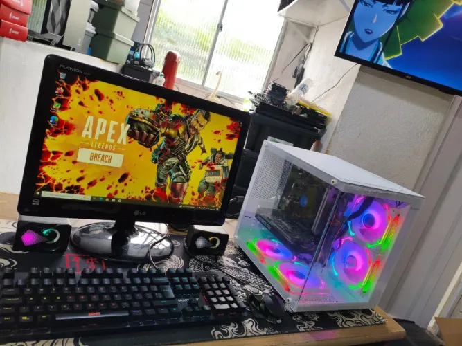 PC GAMER ZERO COM 1 SEMANA DE USO