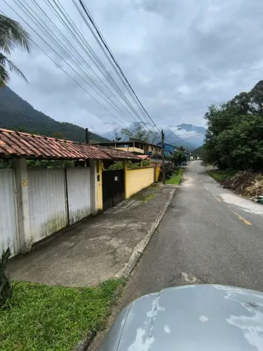 Vendo casa com documento ok. 