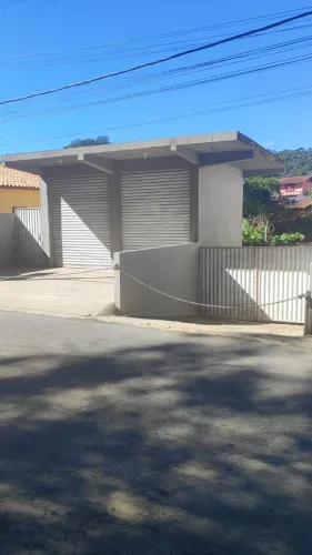 LOJA EM ITAIPAVA PARA ALUGAR 30m2
