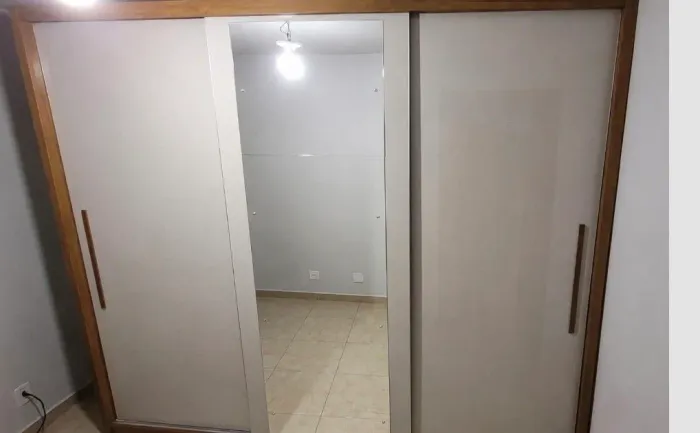 Guarda Roupa de Casal