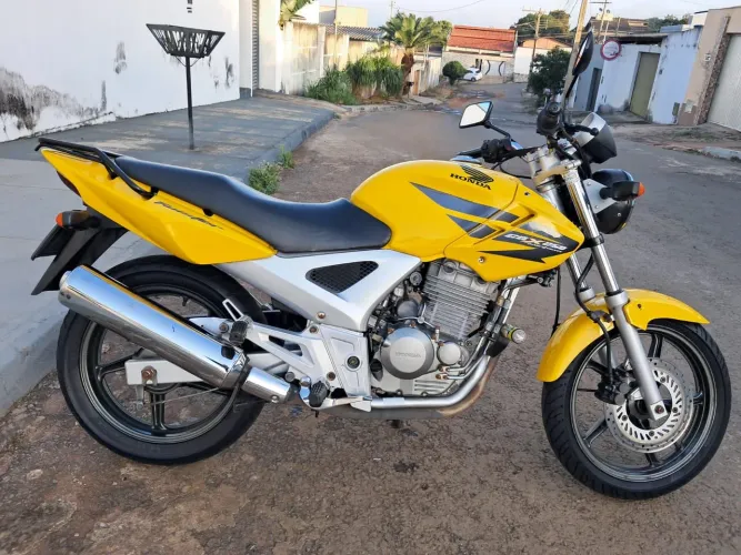 Moto sem um defeito!