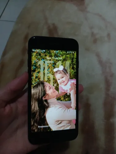 iPhone SE