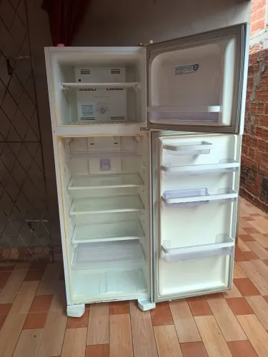 Geladeira Eletrolux