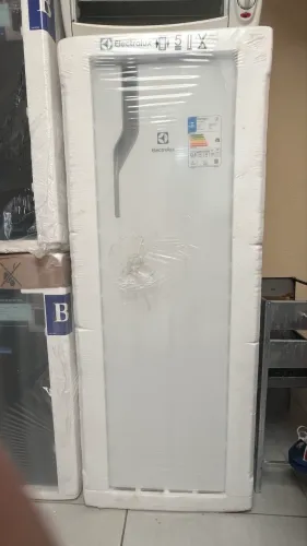 GELADEIRA ELETROLUX 240 LITROS DEGELO AUTOMÁTICO 