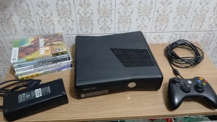 Xbox 360 Slim 60 Gb Destravad0 (Mooca)